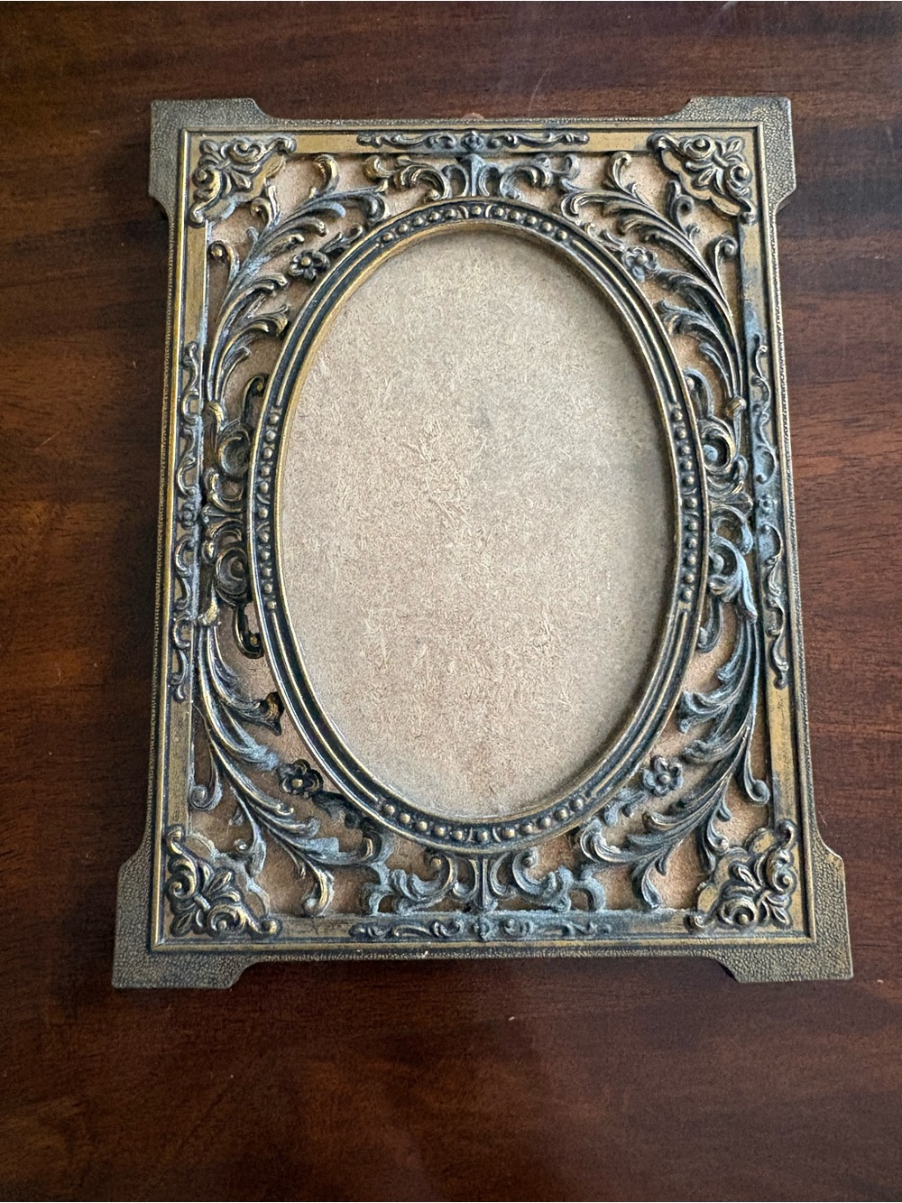 Vintage Ornate Antique-Style Gold Picture Frame